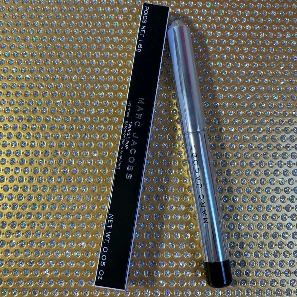 ✨Marc Jacobs Twinkle pop cream shadow stick 410✨